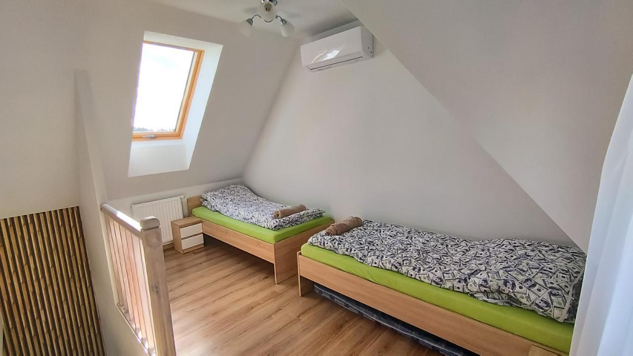 Ozzi Land Resort Sobacz Экстерьер фото