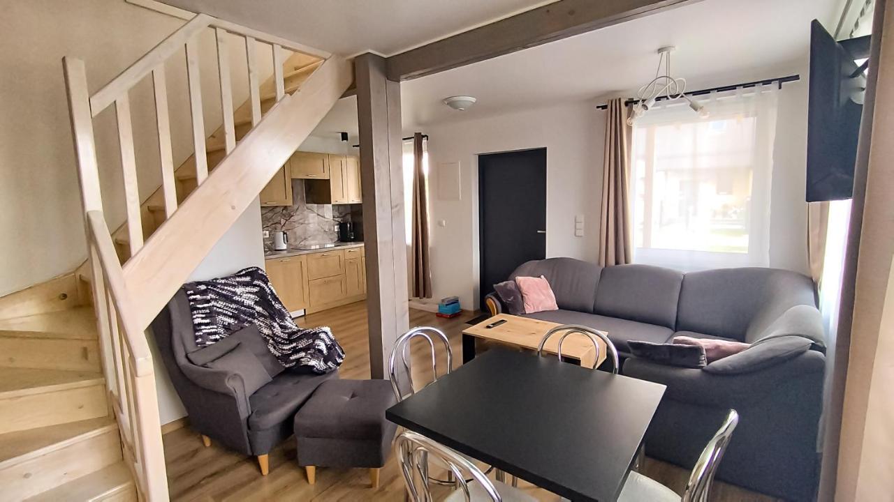 Ozzi Land Resort Sobacz Экстерьер фото